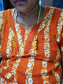 navyasree143 online show from September 30, 2025, 2:50 am