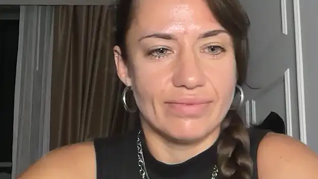 Roriann online show from February 22, 2026, 4:19 pm