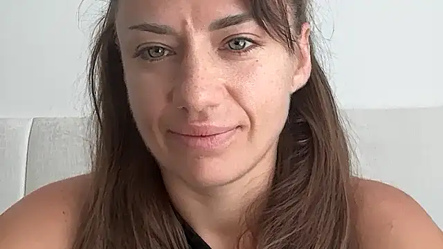 Roriann online show from March 4, 2026, 6:10 am