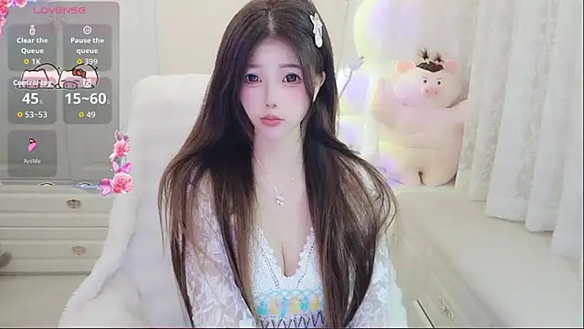 Coco-Di online show from May 6, 2026, 2:15 am