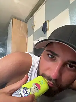 juan03065 online show from July 19, 2026, 4:37 pm