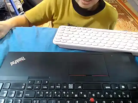 hyhy 99 online show from December 14, 2025, 5:24 am