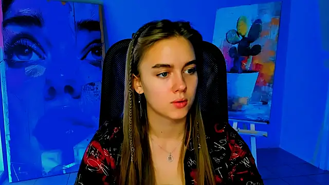 JuneWoods online show from October 15, 2025, 6:33 am