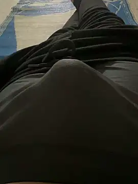 Snapshot of 0Mid00 chatting on October 11, 2025, 9:10 am 0Mid00 online show from October 11, 2025, 9:10 am