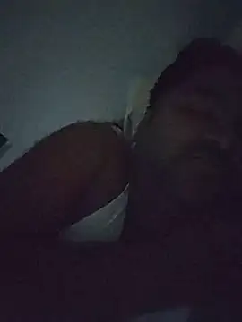 desiyouth94 online show from December 4, 2025, 7:35 pm