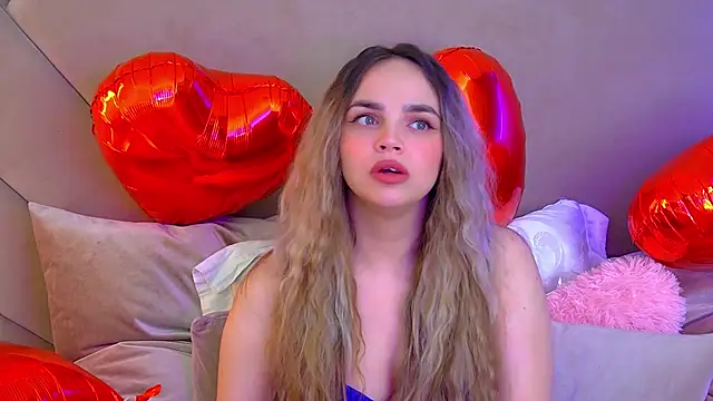 AnitaVenture online show from October 12, 2025, 4:47 am