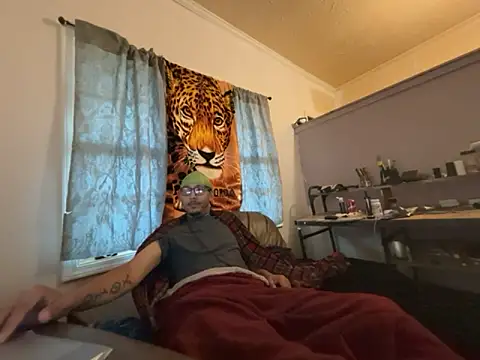 Snapshot of ThrowedWorldWide chatting on March 17, 2026, 12:30 pm ThrowedWorldWide online show from March 17, 2026, 12:30 pm