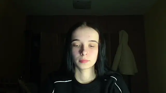 Snapshot of Emilia_Light chatting on January 9, 2026, 2:46 pm Emilia Light online show from January 9, 2026, 2:46 pm