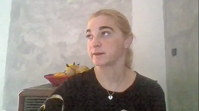 GoldenAngelMilf online show from April 22, 2026, 12:45 pm