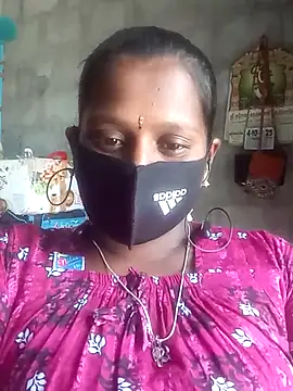 Tamil Hot Sandy online show from October 5, 2025, 6:04 am