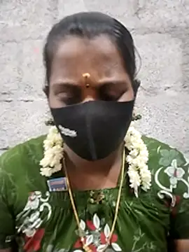 Tamil Hot Sandy online show from June 9, 2026, 5:03 pm