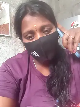 Tamil Hot Sandy online show from November 11, 2025, 5:13 am