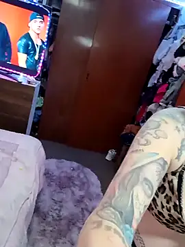 Snapshot of pinklajokr chatting on March 2, 2026, 10:22 am pinklajokr online show from March 2, 2026, 10:22 am