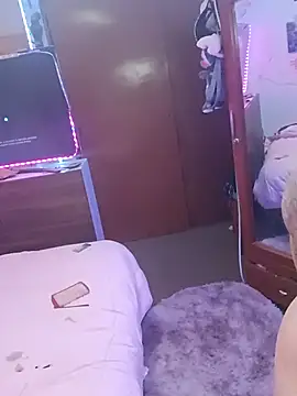 Snapshot of pinklajokr chatting on March 6, 2026, 10:32 am pinklajokr online show from March 6, 2026, 10:32 am