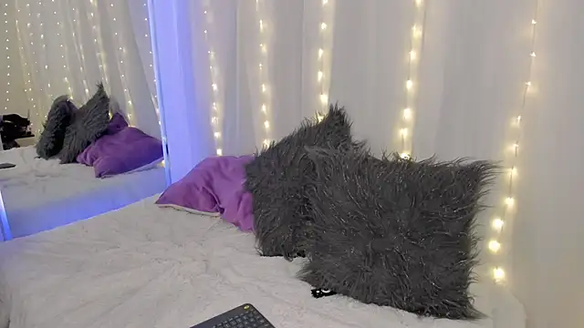 Olivia Morrys online show from March 31, 2026, 11:29 pm