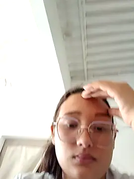 young dairy01 online show from October 3, 2025, 4:52 pm