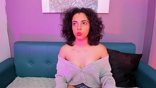 Alessiia   online show from November 27, 2025, 3:07 am