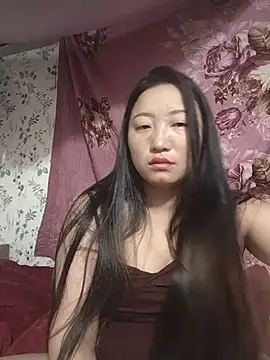 zhen-zo online show from June 22, 2026, 1:33 am