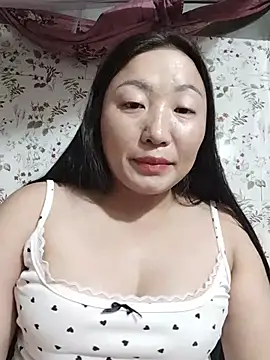 zhen-zo online show from July 30, 2026, 1:43 pm