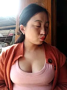 Snapshot of zhen-zo chatting on February 6, 2026, 4:30 am zhen-zo online show from February 6, 2026, 4:30 am