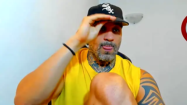 JoshRigby online show from June 11, 2026, 12:32 am