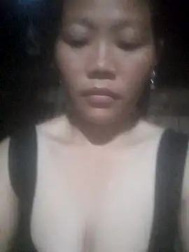 bree-zz online show from November 10, 2025, 11:32 pm