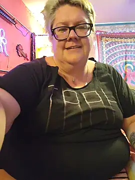 violentviolet68 online show from August 4, 2026, 6:12 pm