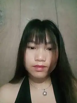 min-xinh online show from June 8, 2026, 8:42 pm