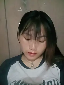 min-xinh online show from June 14, 2026, 1:56 pm
