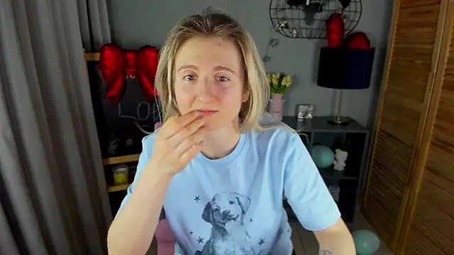 CamillaDreamer online show from February 22, 2026, 1:19 am