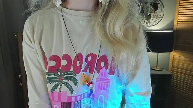 CamillaDreamer online show from July 15, 2026, 10:55 am
