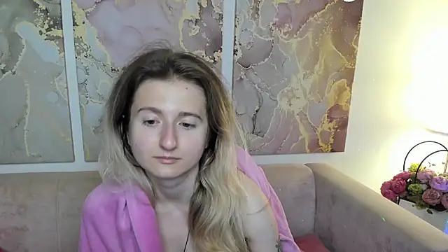 CamillaDreamer online show from July 15, 2026, 11:34 pm