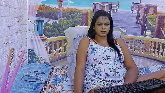 indianswtbella online show from August 3, 2026, 11:42 pm