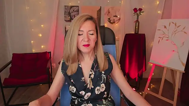 DonnaSmitth online show from February 19, 2026, 6:38 pm