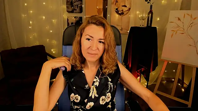 DonnaSmitth online show from October 12, 2025, 10:05 am