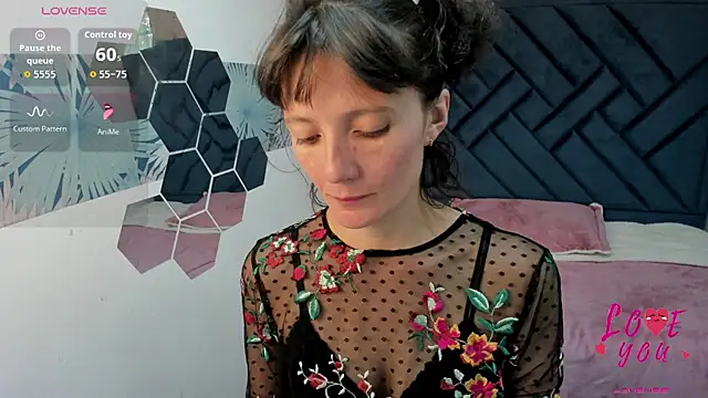 Valery More   online show from July 2, 2026, 1:17 pm