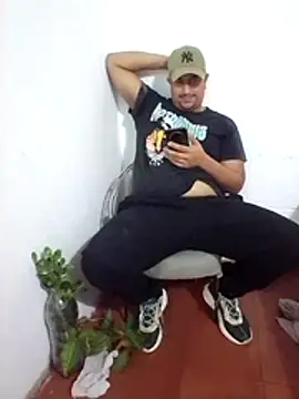 Tequilamaster online show from November 17, 2025, 12:31 pm