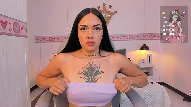 AndreaG  online show from October 19, 2025, 3:53 am