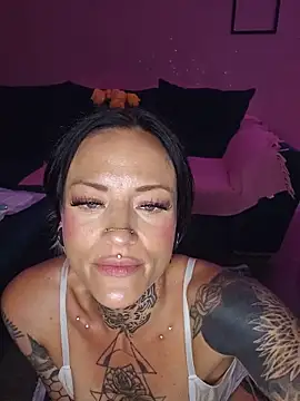 Peach420live online show from May 30, 2026, 9:53 pm