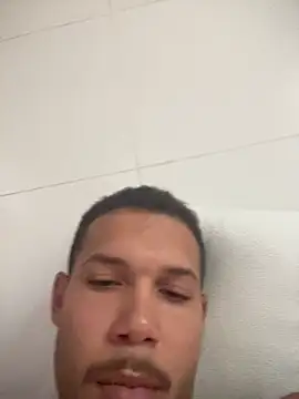 MCLZK online show from April 28, 2026, 6:01 pm