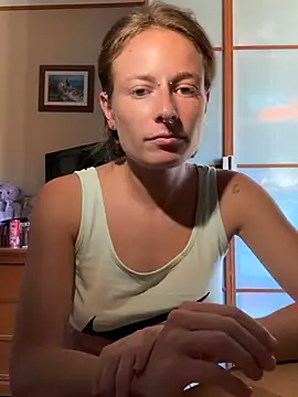 Snapshot of GoldenPussy1329 chatting on July 19, 2026, 10:56 am GoldenPussy1329 online show from July 19, 2026, 10:56 am