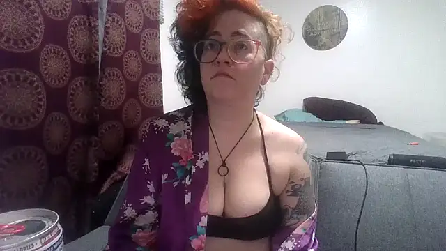 daniak90 online show from November 5, 2025, 4:26 am