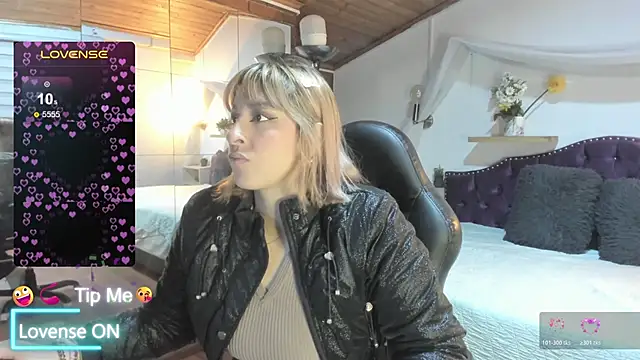 Snapshot of sophialyh_1 chatting on February 23, 2026, 12:39 pm sophialyh 1 online show from February 23, 2026, 12:39 pm