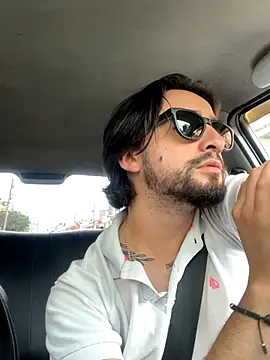 maximusdominus26 online show from October 13, 2025, 8:43 pm