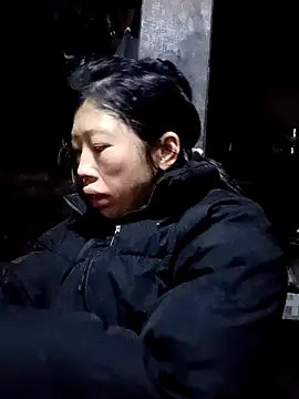 Khanhu xx online show from February 6, 2026, 12:17 am