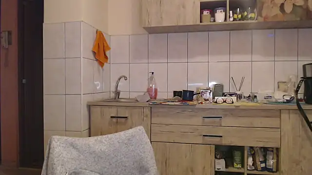 roxy863086 online show from March 31, 2026, 2:13 am