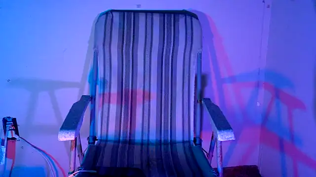 highinhtxx online show from November 13, 2025, 12:03 am