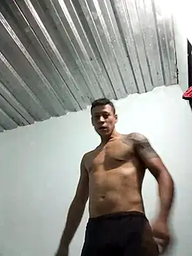 Snapshot of Dani156y chatting on October 9, 2025, 7:31 am Dani156y online show from October 9, 2025, 7:31 am