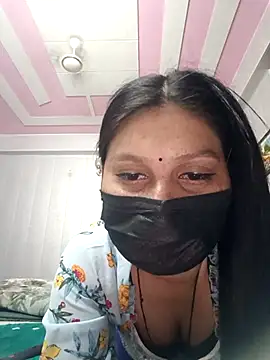 Tanya-905 online show from April 28, 2026, 5:39 pm