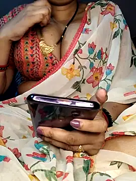 Snapshot of Hot__bhabhi_99 chatting on July 9, 2026, 6:25 am Hot bhabhi 99 online show from July 9, 2026, 6:25 am